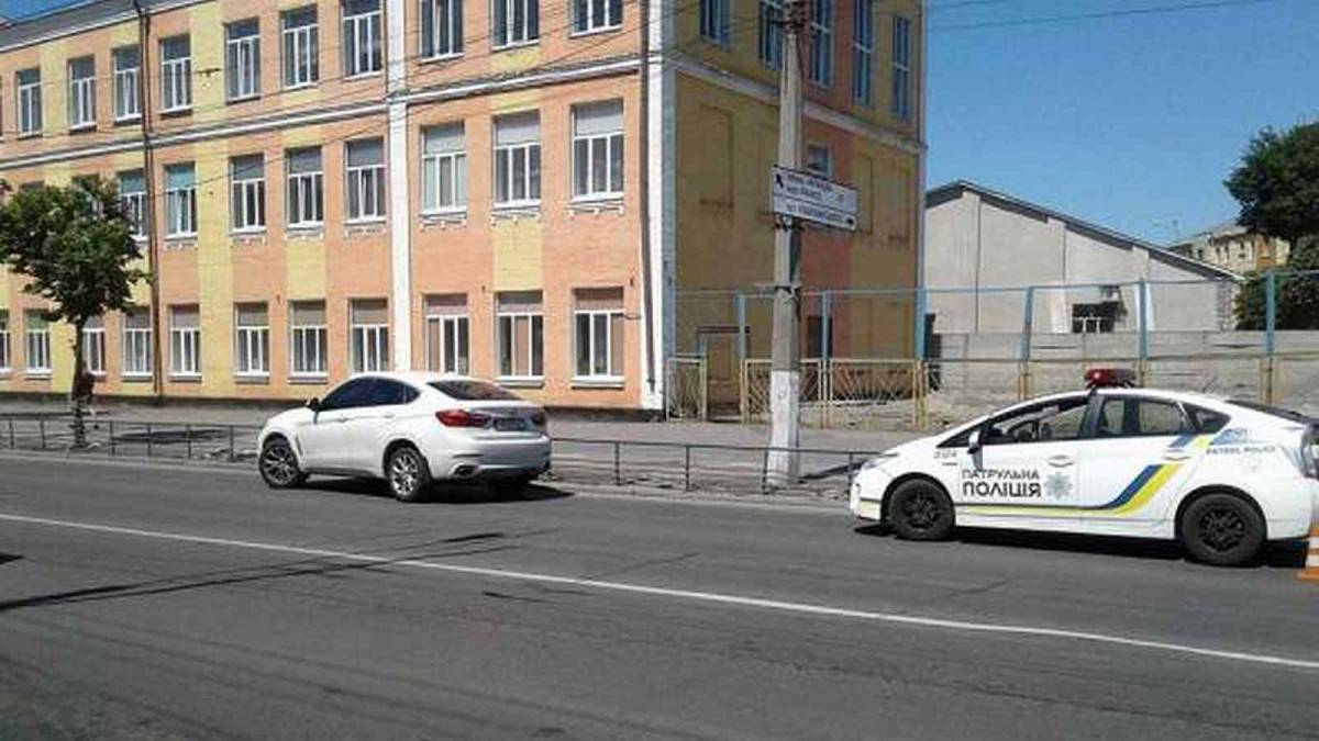 820d6a63b3df83cd4a906d19e855efd5 xl