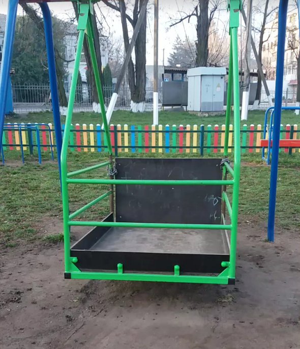 897046 4 w 590